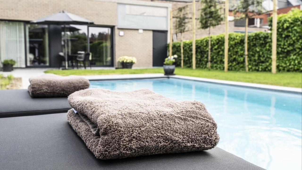 Guesthouse Max Zwijndrecht Esterno foto